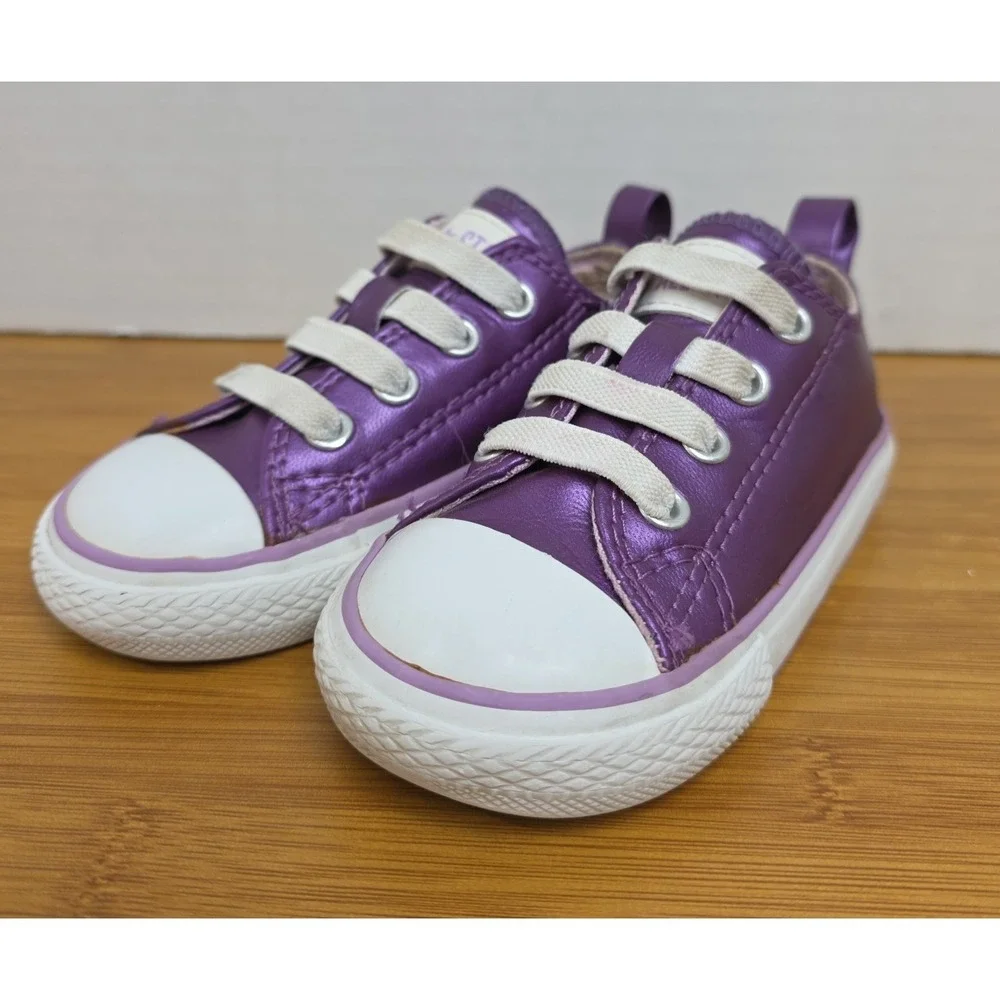 Converse Chuck Taylor All Star Purple Infant Size 5 Hook Loop Sneakers 726104F
